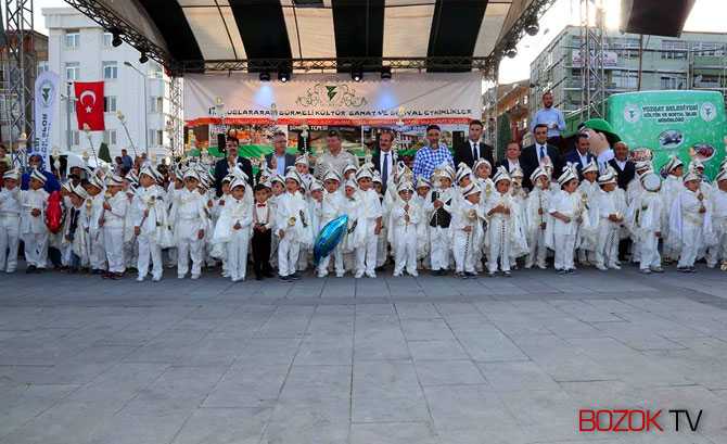 Şölen Sünnetle Başladı