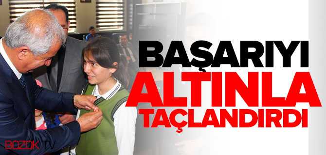 Başkan Daştan, Başarılı Öğrencileri Altınla Ödüllendirdi