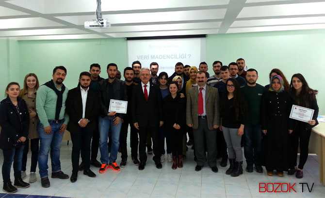 Girişimci Gençlik için Proje Tabanlı Düşünme ve Stratejik Planlama Semineri Düzenlendi