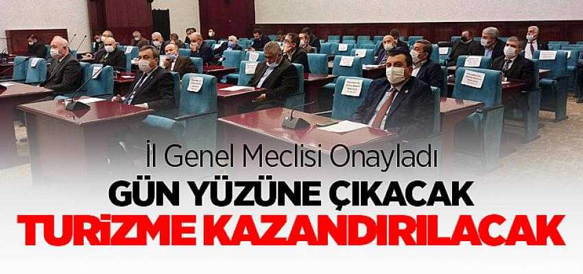 Yozgat İl Genel Meclisi Muşalli kalesinin durumunu görüştü