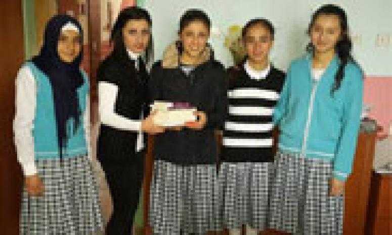 Kadışehri'nde 50 Öğrenciye 400 Kitap Dağıtıldı
