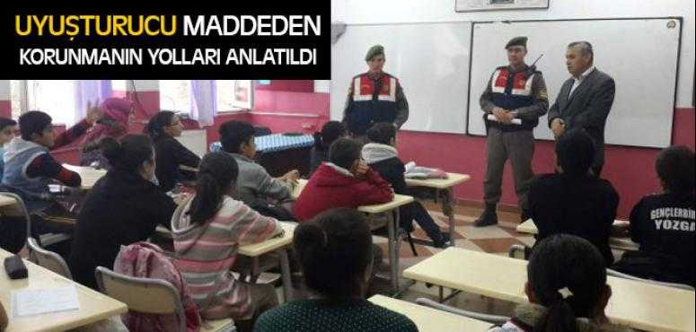 Jandarma Uyuşturucu Maddeden Kurtulmanın Yollarını Anlattı